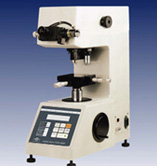 Qualitech Trinocular Metallurgical Microscope - Model : DMI Victory